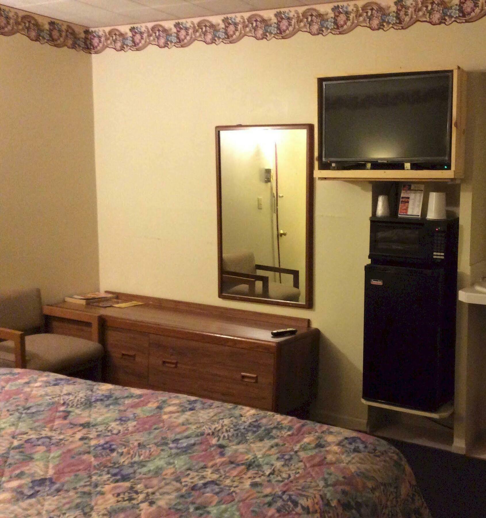 Regency Inn Bridgeport-Frankenmuth Bagian luar foto